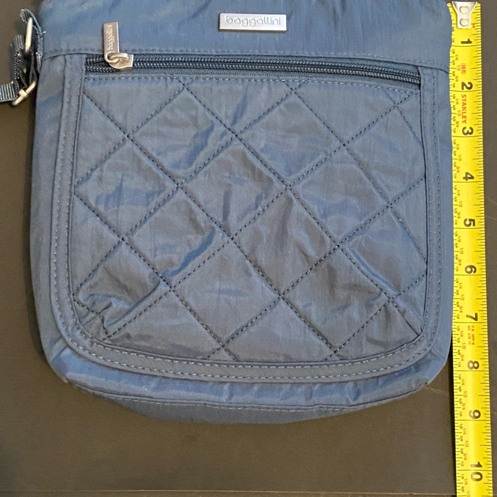 BAGGALLINI Blue Quilted Crossbody Bag - Picture 4 of 11